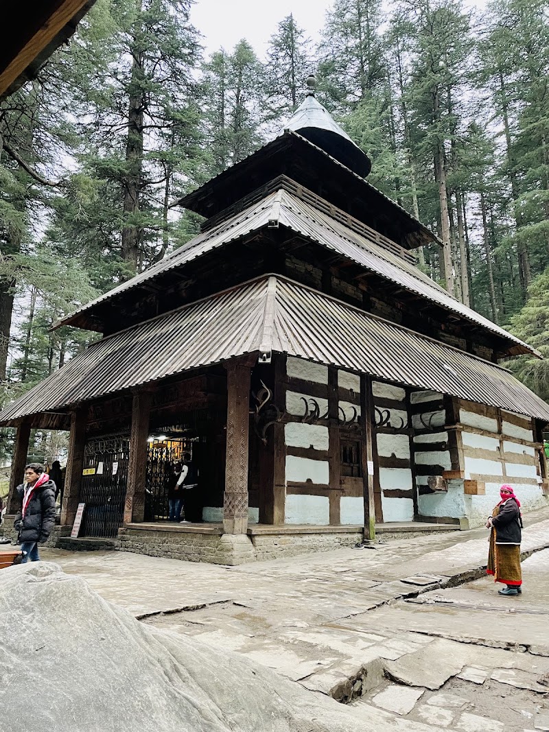 Manali Bus Stand - Manali Bus Stand, 65VQ+MXW, market, Siyal, Manali, Himachal Pradesh 175131, India