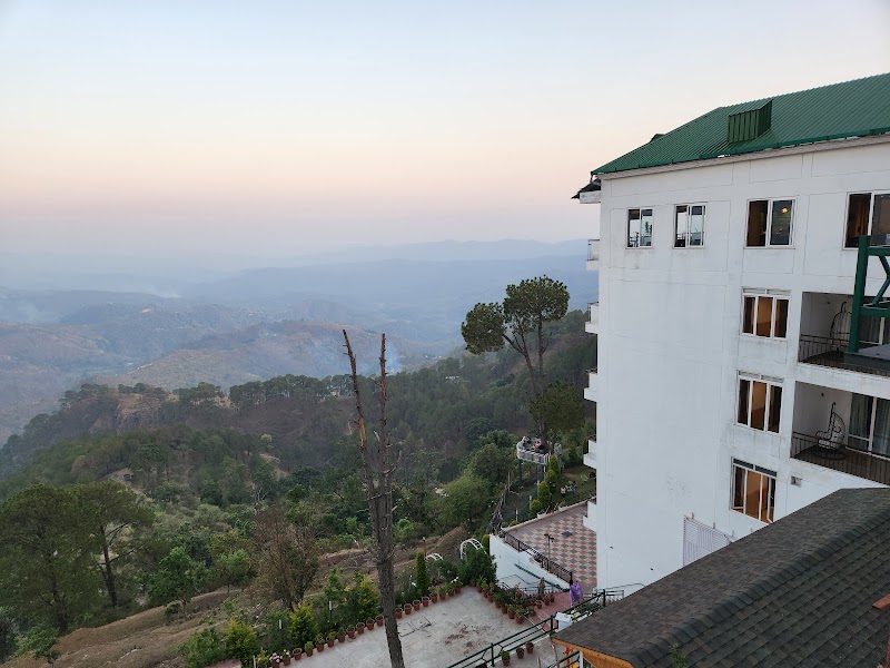 Peaks And Pines Resort, Lansdowne