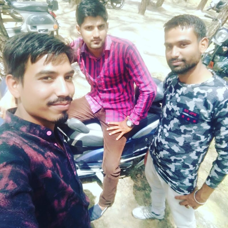Amit Vaishno Dhaba Kangra - Amit Vaishno Dhaba Kangra near big bazzar, Adarsh Colony, Kangra, Sibkara, Himachal Pradesh 176001, India