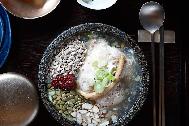 락고재 하회 한옥호텔 - 초가 별관 Rakkojae Hahoe Hanok Hotel - Choga Annex - 락고재 하회 한옥호텔 - 초가 별관 Rakkojae Hahoe Hanok Hotel - Choga Annex 51 Hahoegangbyeon-gil, Pungcheon-myeon, Andong, Gyeongsangbuk-do, South Korea