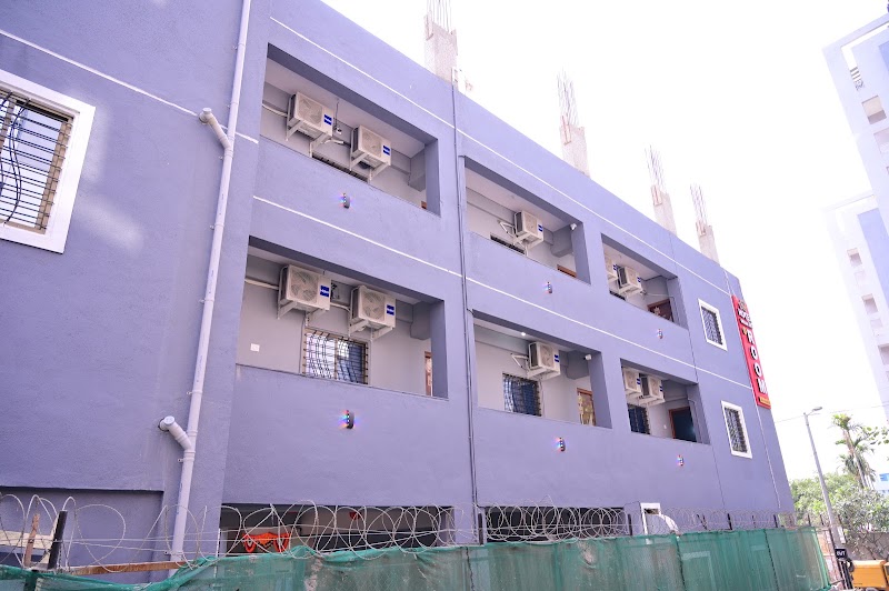 Hotel Dream Sky - Hotel Dream Sky Blue Barry Chowk, Sr No 58/2, near by Eon IT Park, Vitthal Borate Nagar, Tulaja Bhawani Nagar, Kharadi, Pune, Maharashtra 411014, India