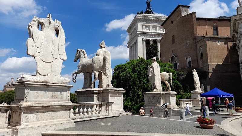 Temple of Jupiter Optimus Maximus - Temple of Jupiter Optimus Maximus, Piazza del Campidoglio, 1, 00186 Roma RM, Italy