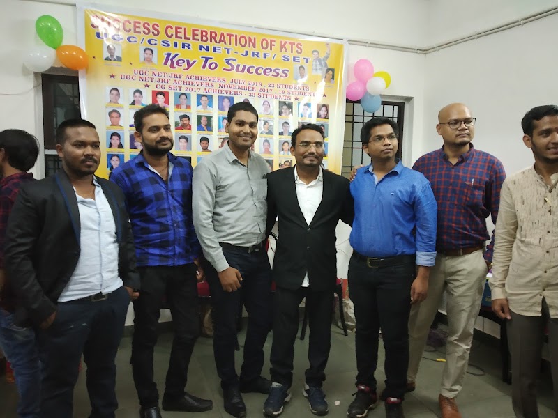 KEY TO SUCCESS COACHING RAIPUR - KEY TO SUCCESS COACHING RAIPUR, F-4 KANCHAN GANGA PHASE-2, Near Saraswati Shishu Mandir, Infront of APPU SWEETS, DDU Nagar, Amanaka, Raipur, Chhattisgarh 492010, India