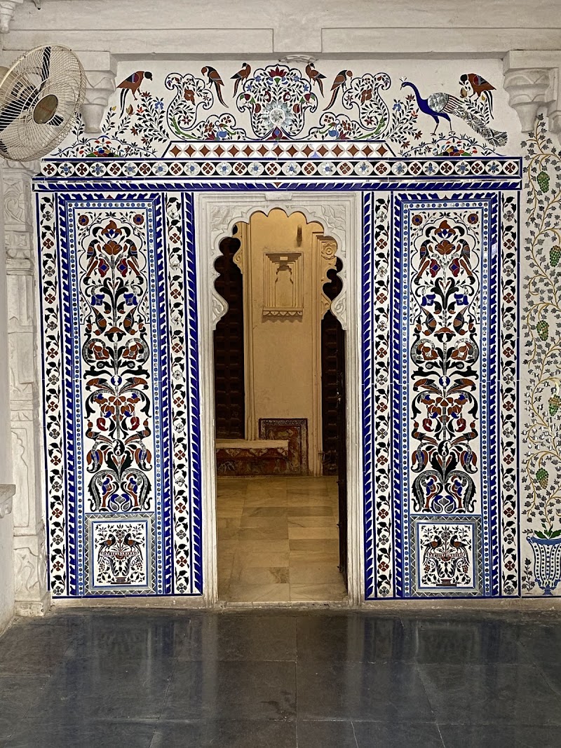 Bagore Ki Haveli - Bagore Ki Haveli HMJJ+2W6, Hotel Gangaur Palace, Pichola, Udaipur, Rajasthan 313004, India