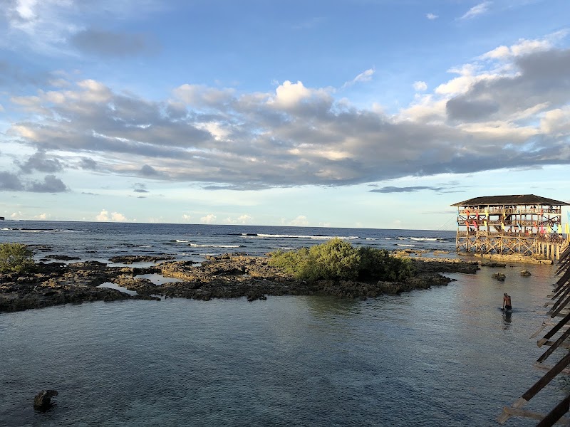 Quicksilver Surf Spot - Quicksilver Surf Spot R578+R62, Tourism Rd, General Luna, Philippines