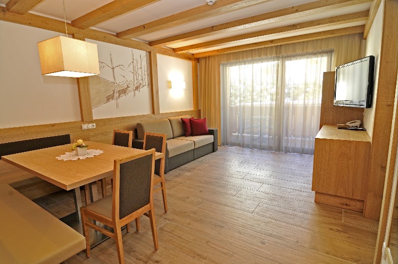 Residence Villa Marta - Residence Villa Marta Streda Puez, 14, 39048 Selva di Val Gardena BZ, Italy
