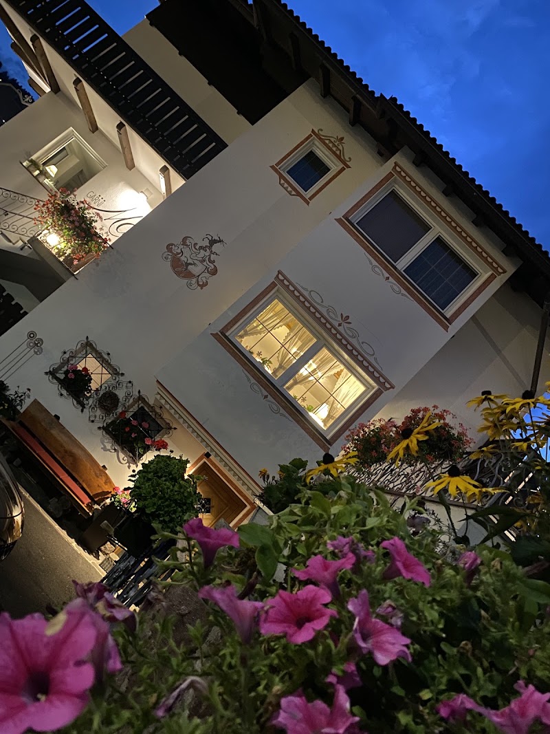 Garni Hotel Max - Garni Hotel Max Str. Cisles, 21, 39047 Santa Cristina Valgardena BZ, Italy