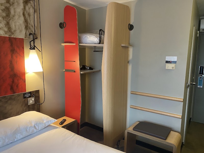 ibis Edinburgh Centre Royal Mile - ibis Edinburgh Centre Royal Mile, Off Royal Mile, 6 Hunter Square, Edinburgh EH1 1QW, UK