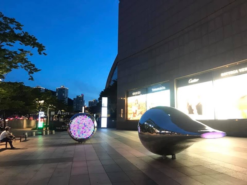 Shinsegae Centum City - Shinsegae Centum City Busan, South Korea