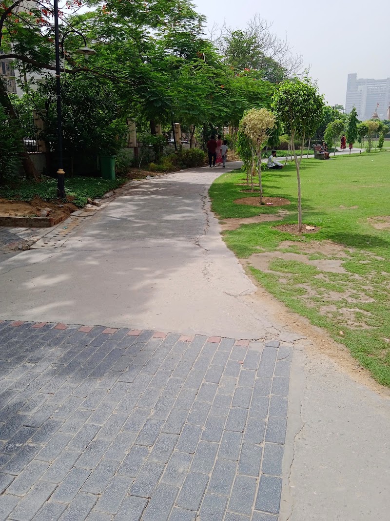 Radha Krishna Park Gaur City - Radha Krishna Park Gaur City 6th Ave Rd, E Block, Gaur City 1, Sector 4, Greater Noida, Ghaziabad, Uttar Pradesh 201318, India