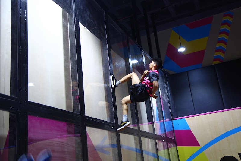 BOUNCE Inc Bengaluru - BOUNCE Inc Bengaluru 4th Floor, Orion Mall, Brigade Gateway, Rajajinagar, Bengaluru, Karnataka 560055, India
