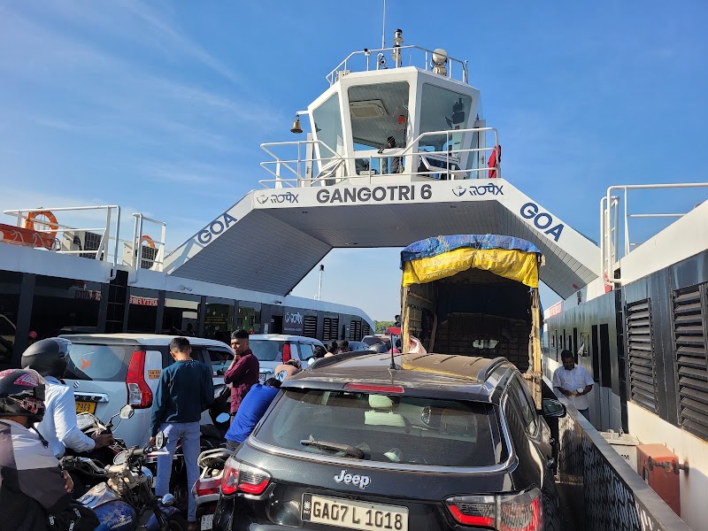 Ribandar Ferry - Ribandar Ferry, GV47+9M8, National Hwy 4A Bypass Rd, Ribandar, Goa 403006, India