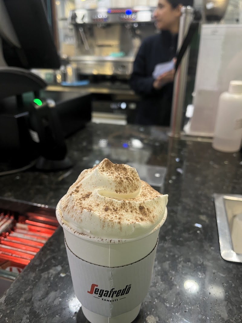 Caffe Ritazza London Waterloo - Caffe Ritazza London Waterloo 9809 Cab Rd, London SE1 8SQ, UK