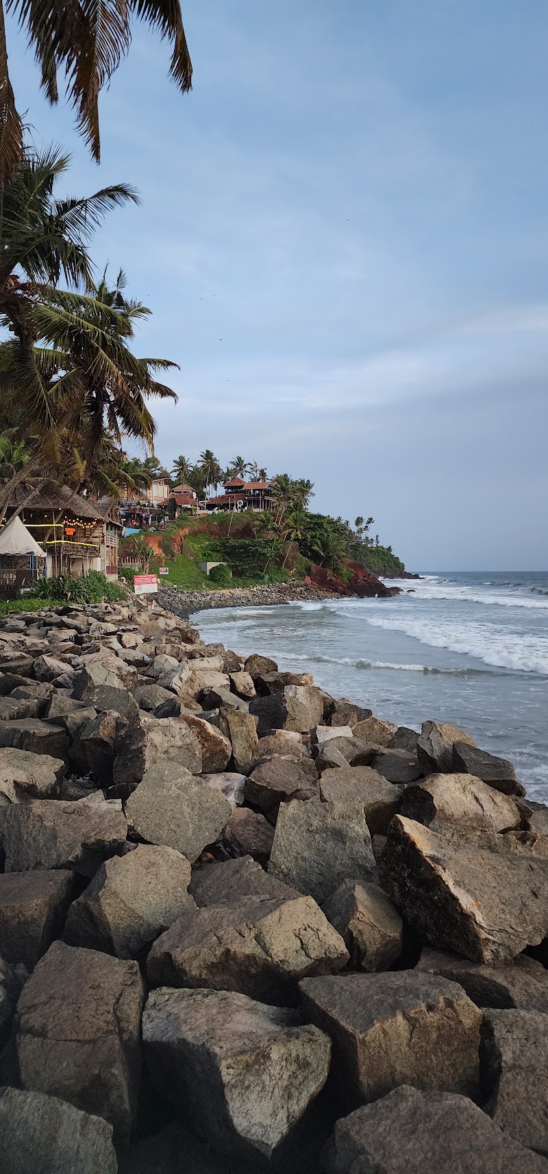 Woodhouse Beach Resort - Woodhouse Beach Resort Thiruvambadi Northcliff, Black Beach, Varkala, Kerala 695141, India