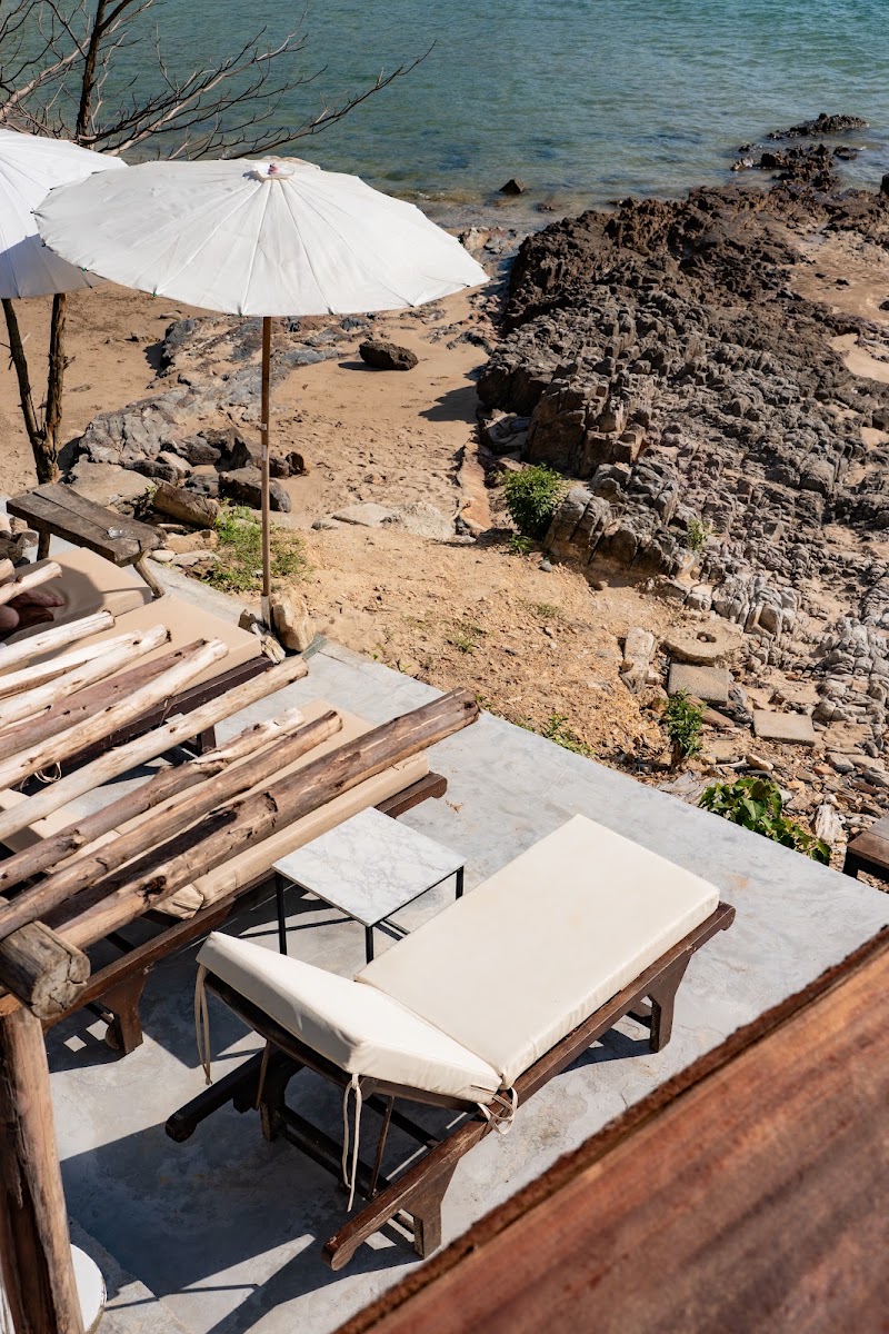 Nomad Beach Bar Koh Lanta