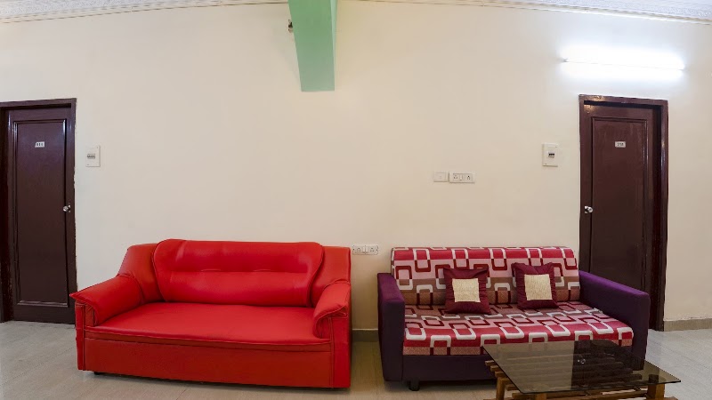 Via Home Tree Service Apartment T Nagar - Via Home Tree Service Apartment T Nagar No 28/12, PG Illam Bagavantham Street, Venkatanarayana Rd, T. Nagar, Chennai, Tamil Nadu 600017, India