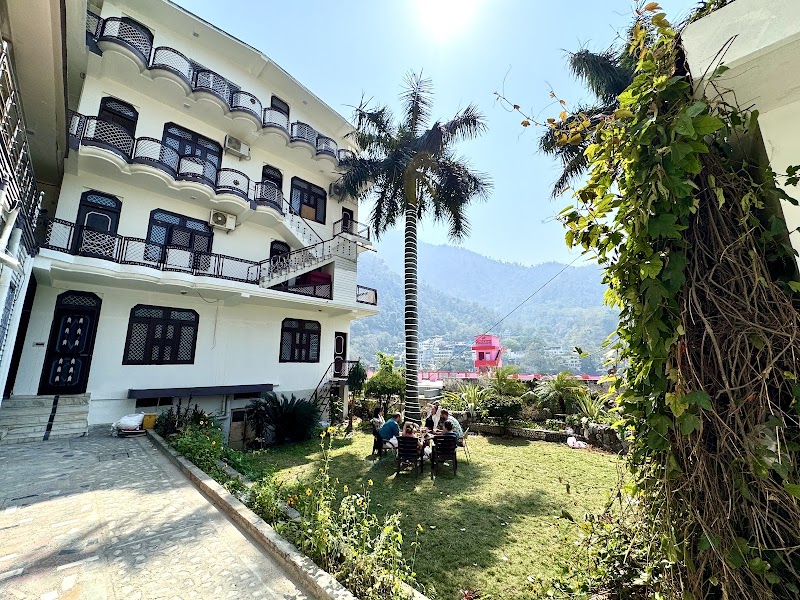 Nirvana Riverside Resort - Nirvana Riverside Resort Nirvana Riverside Resort, Lakshman Jhula, near Honey Hut, Tapovan, Rishikesh, Jonk, Uttarakhand 249192, India
