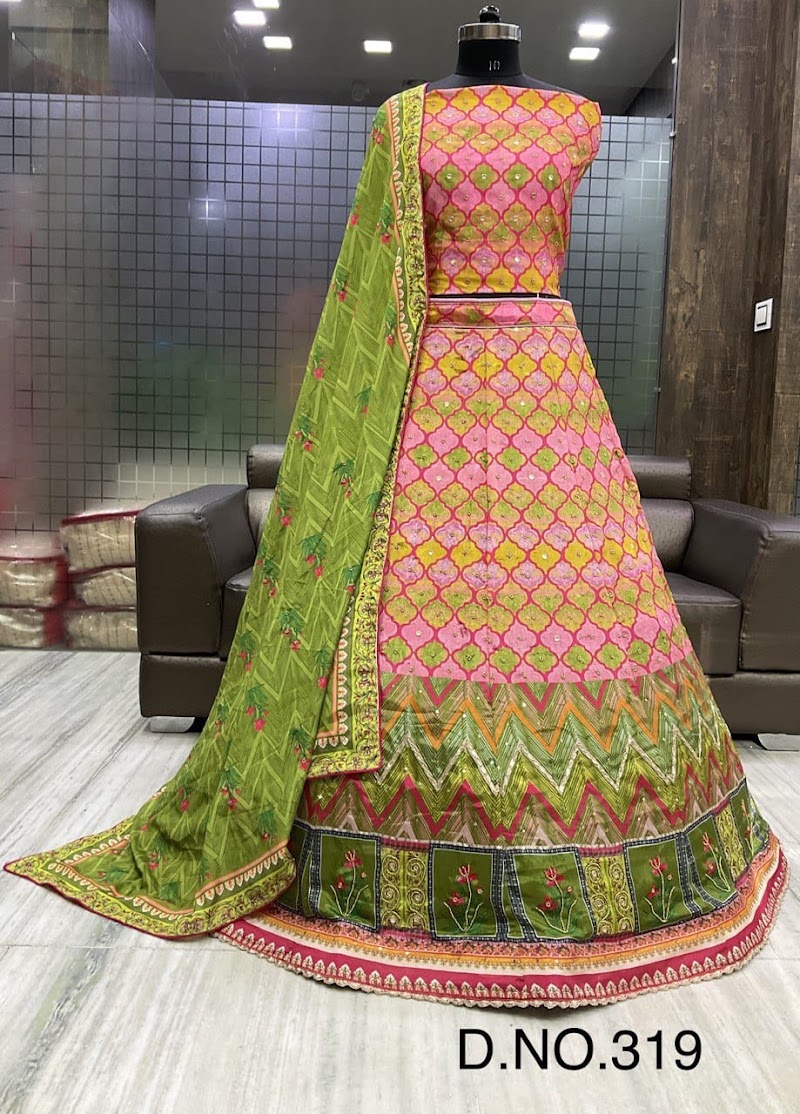 Gopal Saree Center - Gopal Saree Center Corner Showroom, 114, Haldion Ka Rasta, Johri Bazar, Ramganj Bazar, Jaipur, Jaipur Nagar Nigam Area, Rajasthan 302003, India