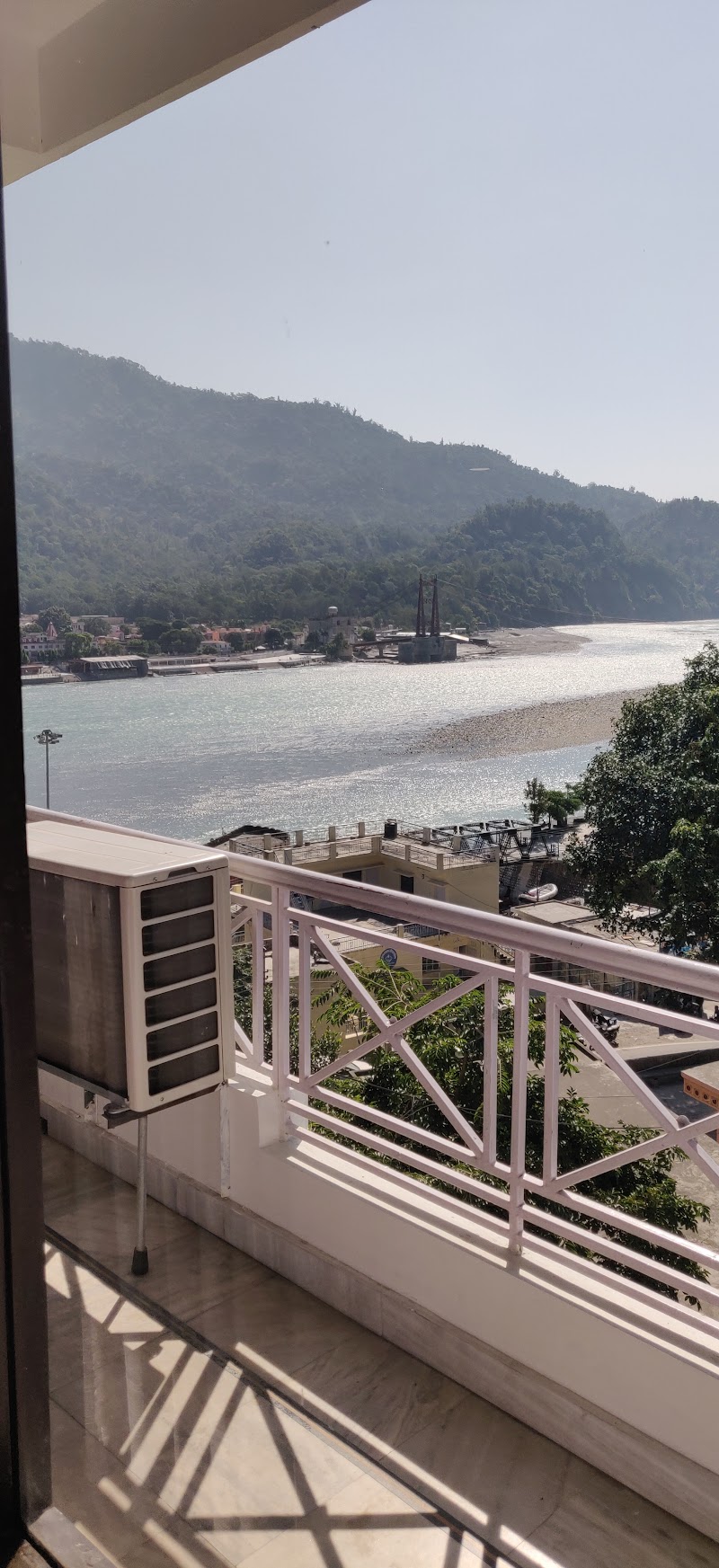 Hotel The Great Ganga - Hotel The Great Ganga near Ram Jhula, Muni Ki Reti, Rishikesh, Uttarakhand 249192, India