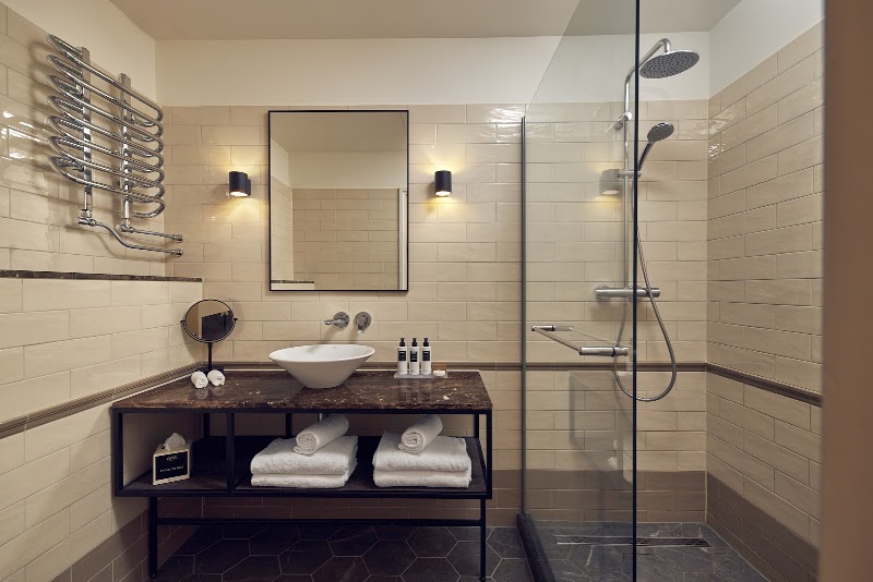 Hotel New York - Hotel New York Koninginnenhoofd 1, 3072 AD Rotterdam, Netherlands