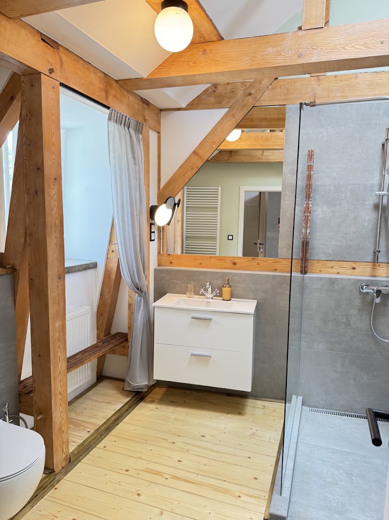 FOUR ROOMS Carlsbad Authentic - FOUR ROOMS Carlsbad Authentic, Petřín 789/38, 360 01 Karlovy Vary-Karlovy Vary 1, Czechia