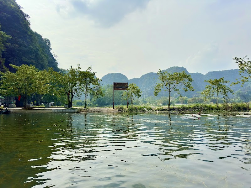 Bến Thánh - Bến Thánh, 6WFJ+VXQ, Nam Hoa Lu, Ninh Binh, Vietnam