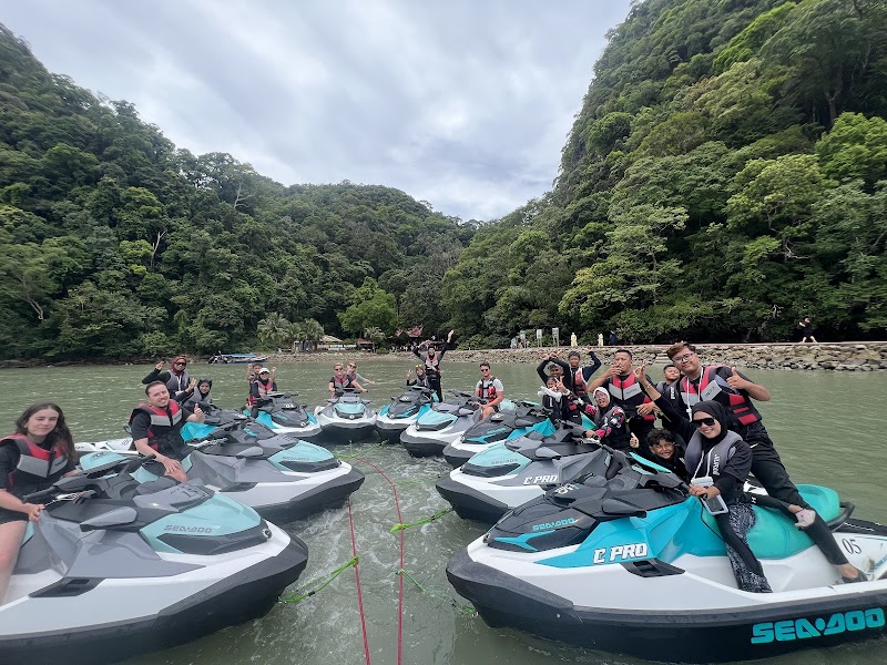 C PRO WATERSPORT RENTAL AND TOUR - C PRO WATERSPORT RENTAL AND TOUR, Jalan Pantai Cenang, Kampung Lubok Buaya, 07000 Langkawi, Kedah, Malaysia
