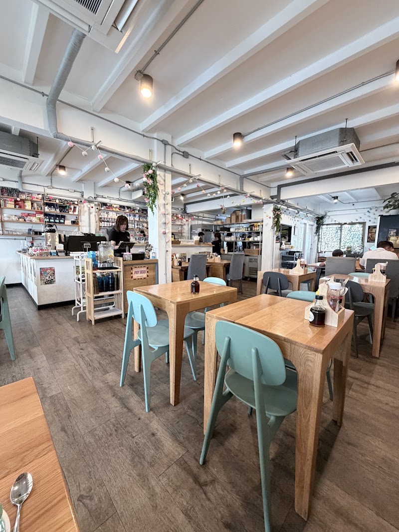 Breakfast Story Phloen Chit - Breakfast Story Phloen Chit Mahatun Plaza, 888, 3rd Floor (above Blue Cheri, 34-35 ถนน เพลินจิต แขวงลุมพินี เขตปทุมวัน กรุงเทพมหานคร 10330, Thailand
