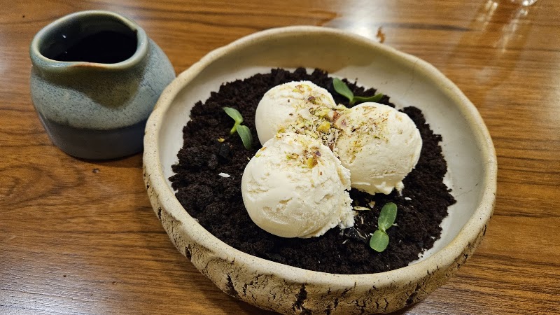 PHURR | Indiranagar - PHURR | Indiranagar 614-615, 12th Main Rd, 7th Cross, HAL 2nd Stage, Indiranagar, Bengaluru, Karnataka 560008, India