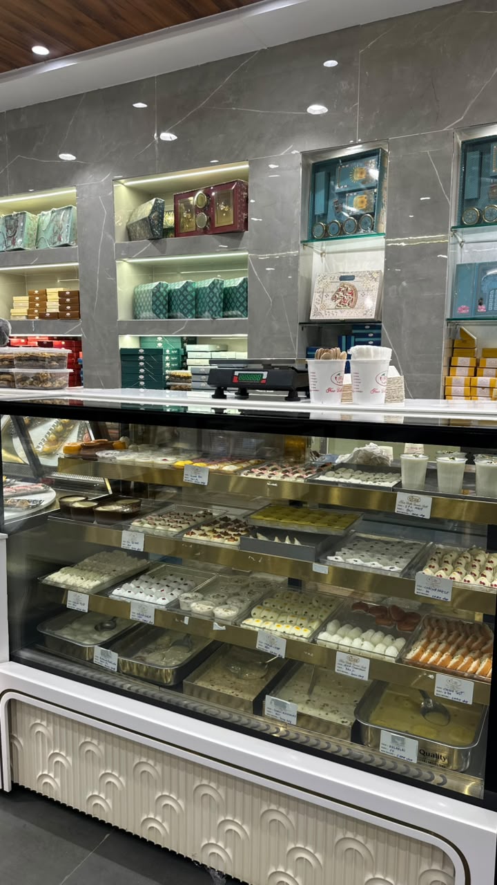 New Delhi Sweets Gold - New Delhi Sweets Gold, Old, Vidhan Sabha Rd, Saddu, Raipur, Chhattisgarh 492001, India