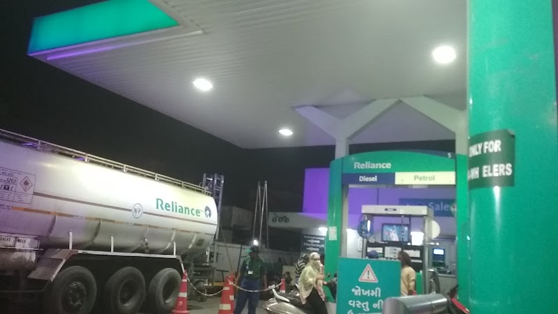 Jio-bp - Jio-bp, No 151, Tp4, Fp No 81, Pakki, Sharda Kunj, 1/D, Ajwa Rd, Vohra Colony, Bapod, Waghodia, Vadodara, Gujarat 390019, India
