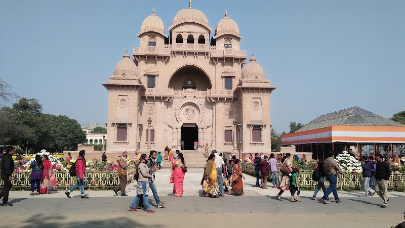 Vivekananda Park - Vivekananda Park, Paschim Putiary, Kolkata, West Bengal 700082, India