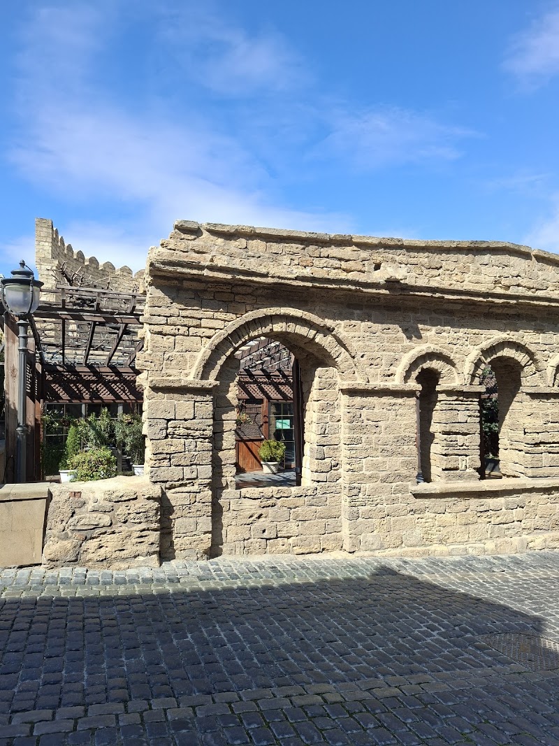 Ovdan Old city / İçərişəhər - Ovdan Old city / İçərişəhər 9R8J+CV7, Baku, Azerbaijan