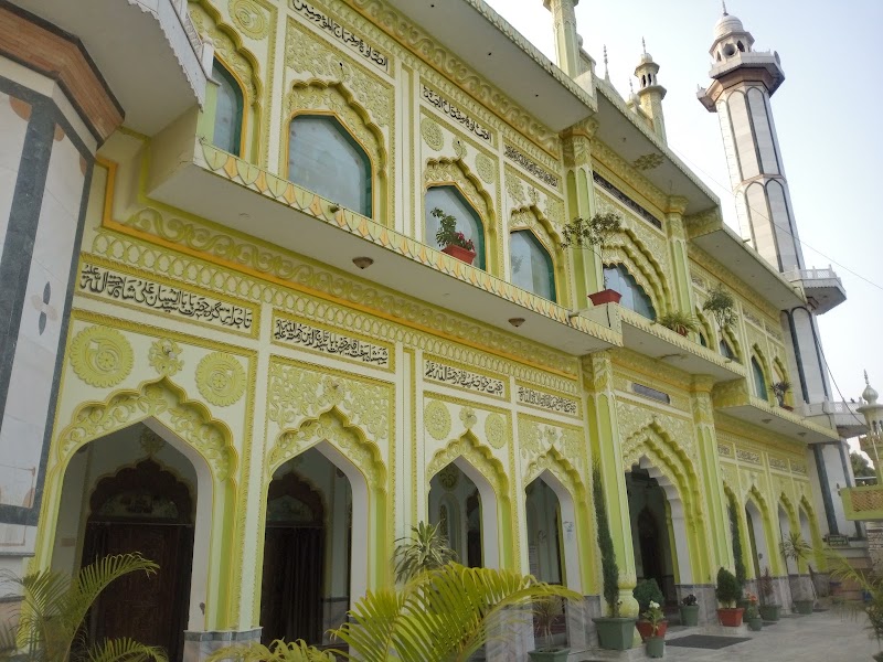 Hazrat Baba Sayyad Insaan Ali Shah R.A. Dargah - Hazrat Baba Sayyad Insaan Ali Shah R.A. Dargah 593H+P6X, Lutra Sharif, Chhattisgarh 495559, India