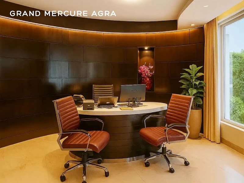 Grand Mercure Agra - Grand Mercure Agra, Crystal Sarovar premiere, Fatehabad Rd, near KFC, Tajganj, Agra, Uttar Pradesh 282004, India