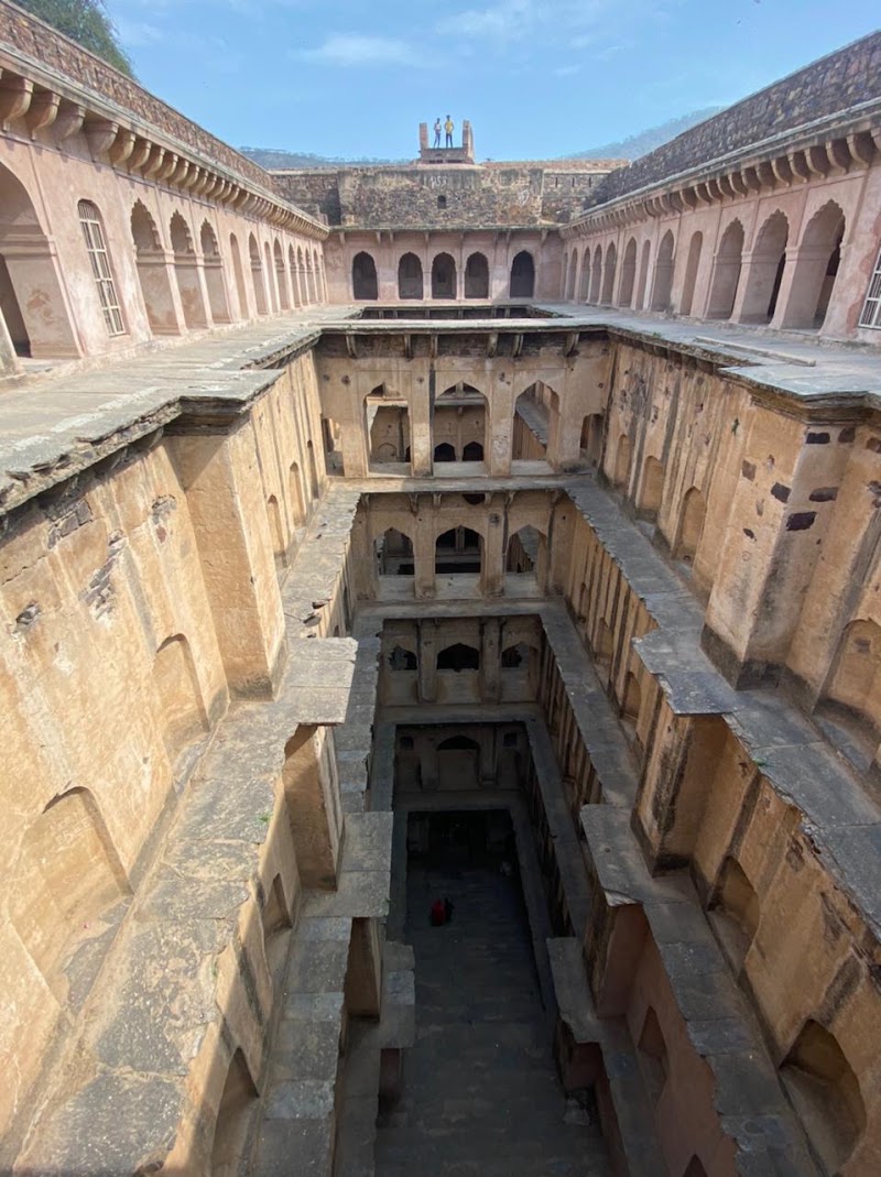 Bawdi Deep Water Step Well - Bawdi Deep Water Step Well X9XM+W4J, Road, near Vrindavan International Public School, Neemrana, Naghori, Rajasthan 301705, India