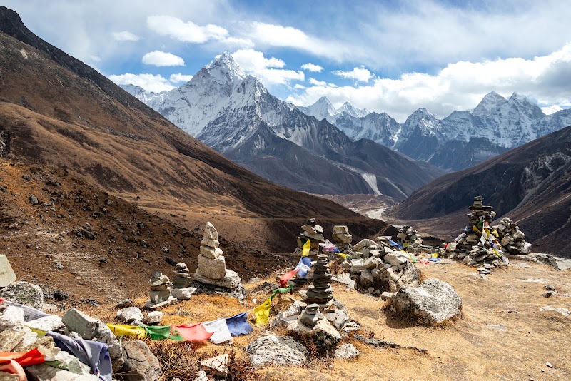 Everest Memorial, Chukpi Lhara - Everest Memorial, Chukpi Lhara Khumjung 56000, Nepal