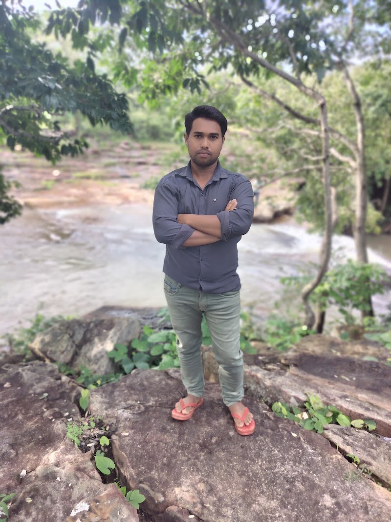 Lingodarha Waterfall - Lingodarha Waterfall, 3GF9+GQ, Bavnimari, Chhattisgarh 494331, India