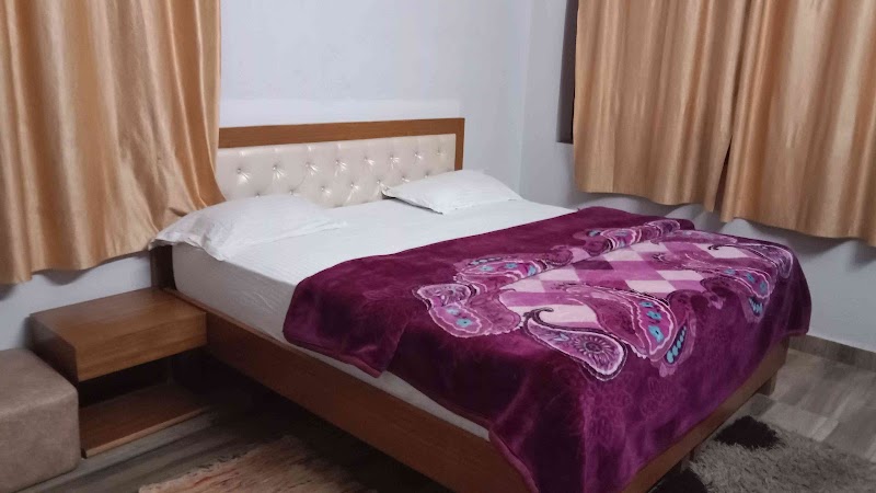 Forestinn Homestay - Forestinn Homestay, Boganvilla Colony, Raipur Rd, Bangakhala, Kidduwala, Dehradun, Ranjhawala, Uttarakhand 248008, India