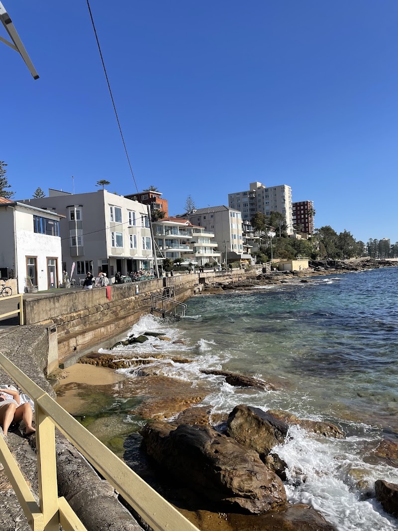 Cabbage Tree Bay Aquatic Reserve - Cabbage Tree Bay Aquatic Reserve, 1 Bower Ln, Manly NSW 2095, Australia