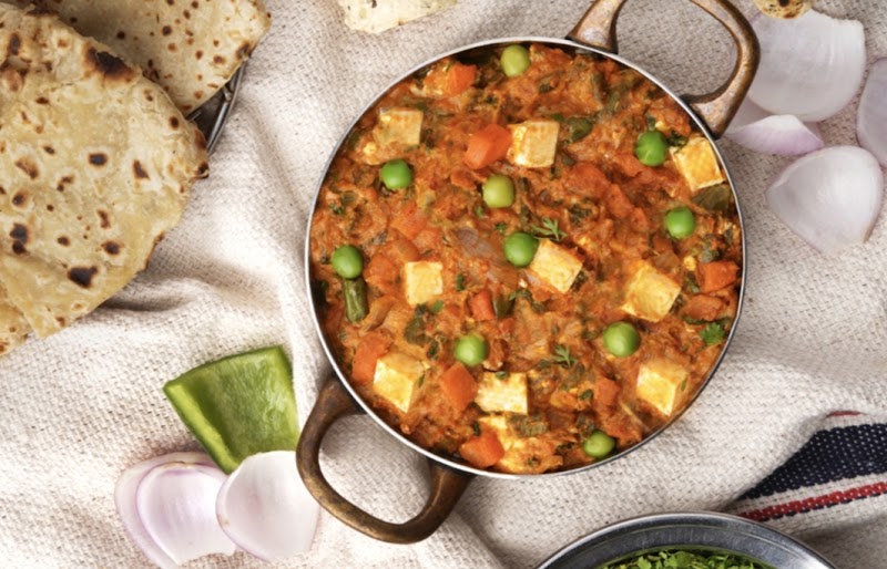 R Bhagat Tarrachand (Delivery Kitchen) - R Bhagat Tarrachand (Delivery Kitchen) Unit No. 1, Hiren Light Estate, Mogul Ln, next to Bimbo Bristol Bakery, Mahim (W), New Dinkar Co Operative Housing Society, Mahim, Mumbai, Maharashtra 400016, India