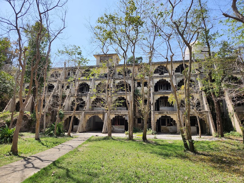 The Beatles Ashram - The Beatles Ashram 4876+4V3, Swarg Ashram, Rishikesh, Uttarakhand 249304, India