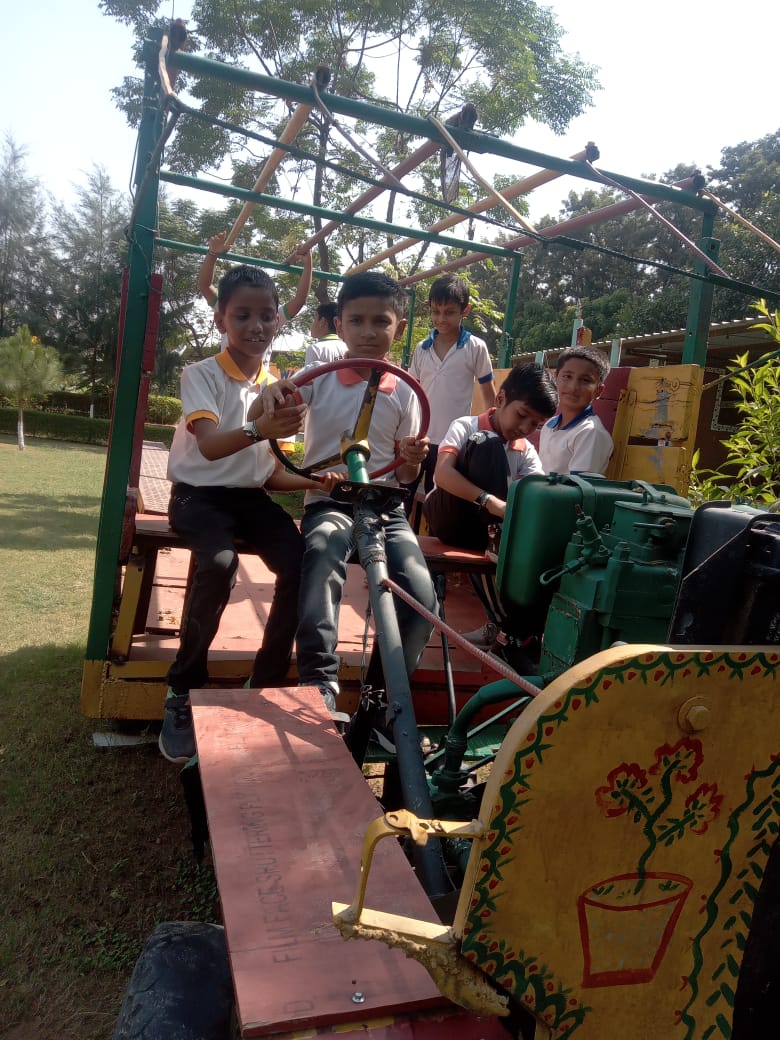 Vishalgarh Farms - Vishalgarh Farms Teekli, Garat Pur Bas Village, Near, Sohna Road, Badshahpur, Gurugram, Tikli, Haryana 122101, India