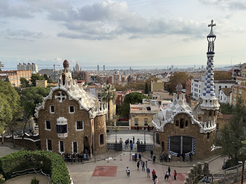 Pòrtic de la Bugadera - Pòrtic de la Bugadera Park Güell, Gràcia, 08024 Barcelona, Spain