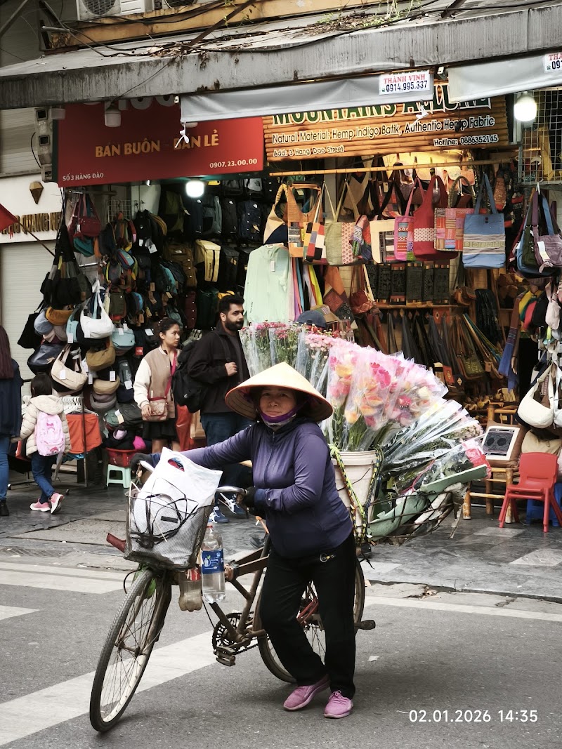 Phố Hàng Đào - Phố Hàng Đào P. Hàng Đào, Phố cổ Hà Nội, Hoàn Kiếm, Hà Nội, Vietnam