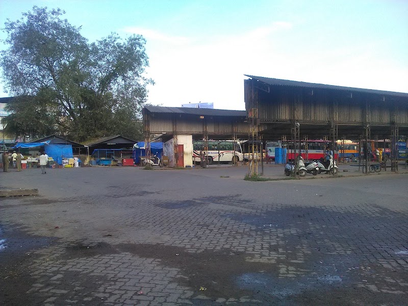 Mangalore Service Bus Stand - Mangalore Service Bus Stand, State Bank, Uppinagadi Village, Mangaluru, Karnataka 575002, India