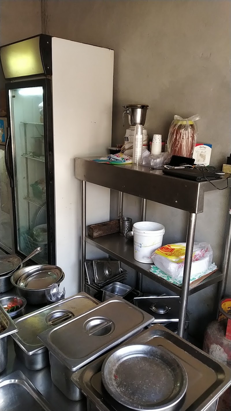 Veg Hut - Veg Hut opposite Ramada Hotel, Sector 44, Gurugram, Haryana 122003, India