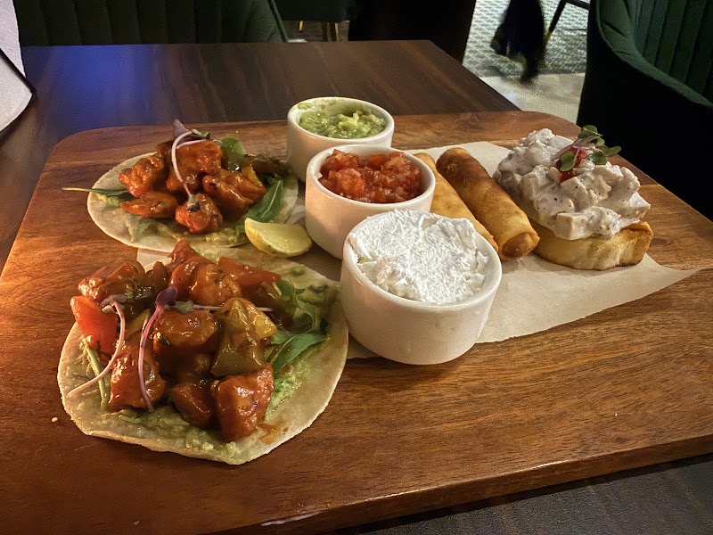 Encanto- Mexican Bar & Kitchen - Encanto- Mexican Bar & Kitchen Unit No - 4, The Boulevard, Tower-1, Magnum Global Park, Golf Course Ext Rd, Sector 58, Gurugram, Haryana 122098, India