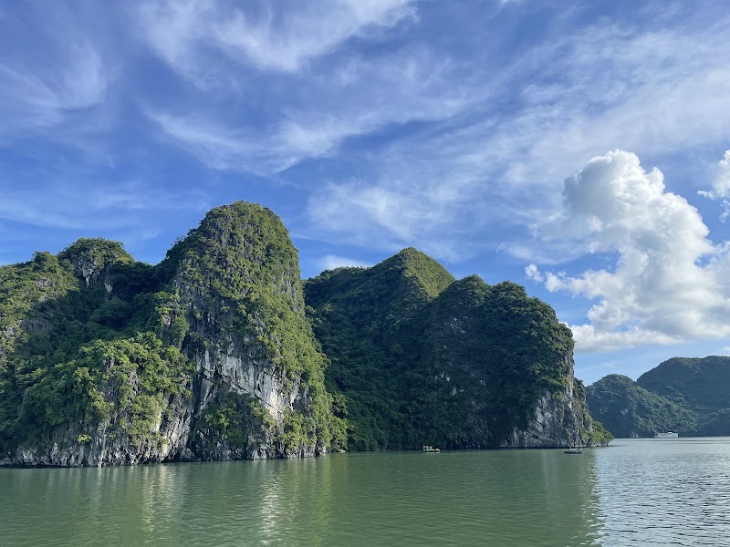 Hạ Long Bay - Hạ Long Bay Hạ Long Bay, Vietnam