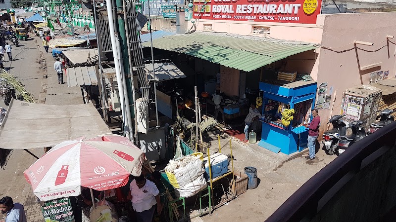 Royal restaurant - Royal restaurant, Cotton Waste Godown, Upparpete, Chickpet, Bengaluru, Karnataka 560053, India